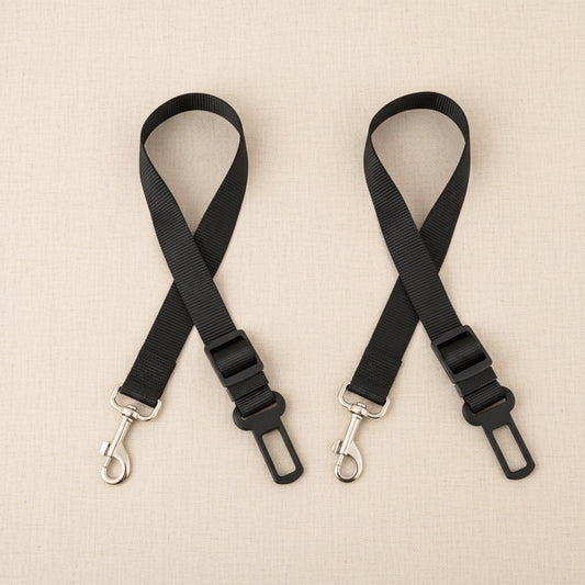 Black adjustable dog car safety belt with swivel carabiner